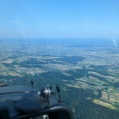 Flugwegposition um 16:02:12: Aufgenommen in der Nähe von Gemeinde Schönbühel-Aggsbach, 3394, Österreich in 1307 Meter